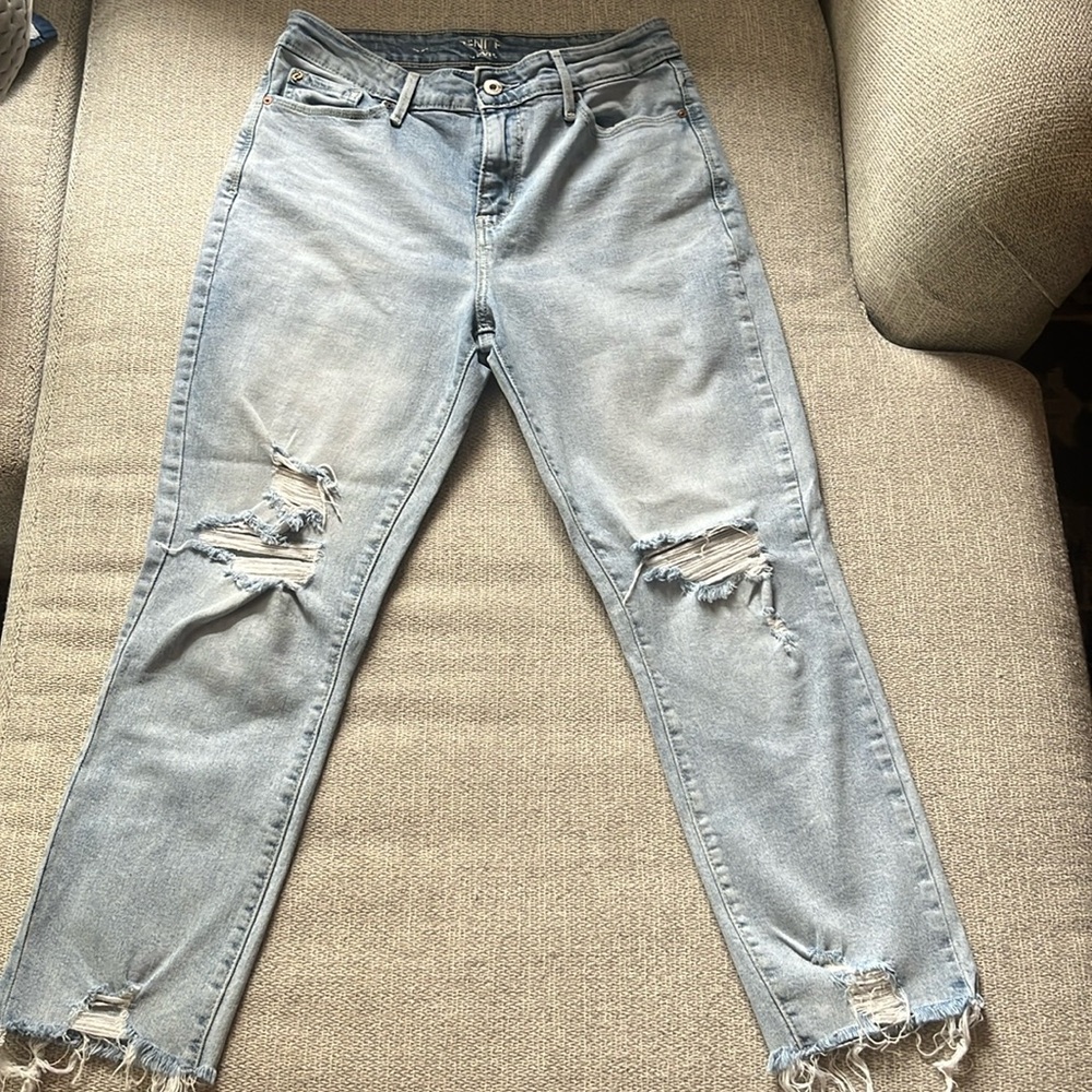 Denizen from Levi’s light wash boyfriend jeans